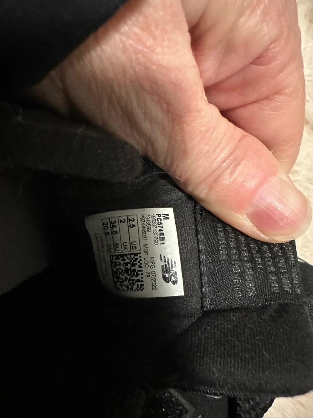 New Balance Kids Black Low-Top Lace-Up Sneakers